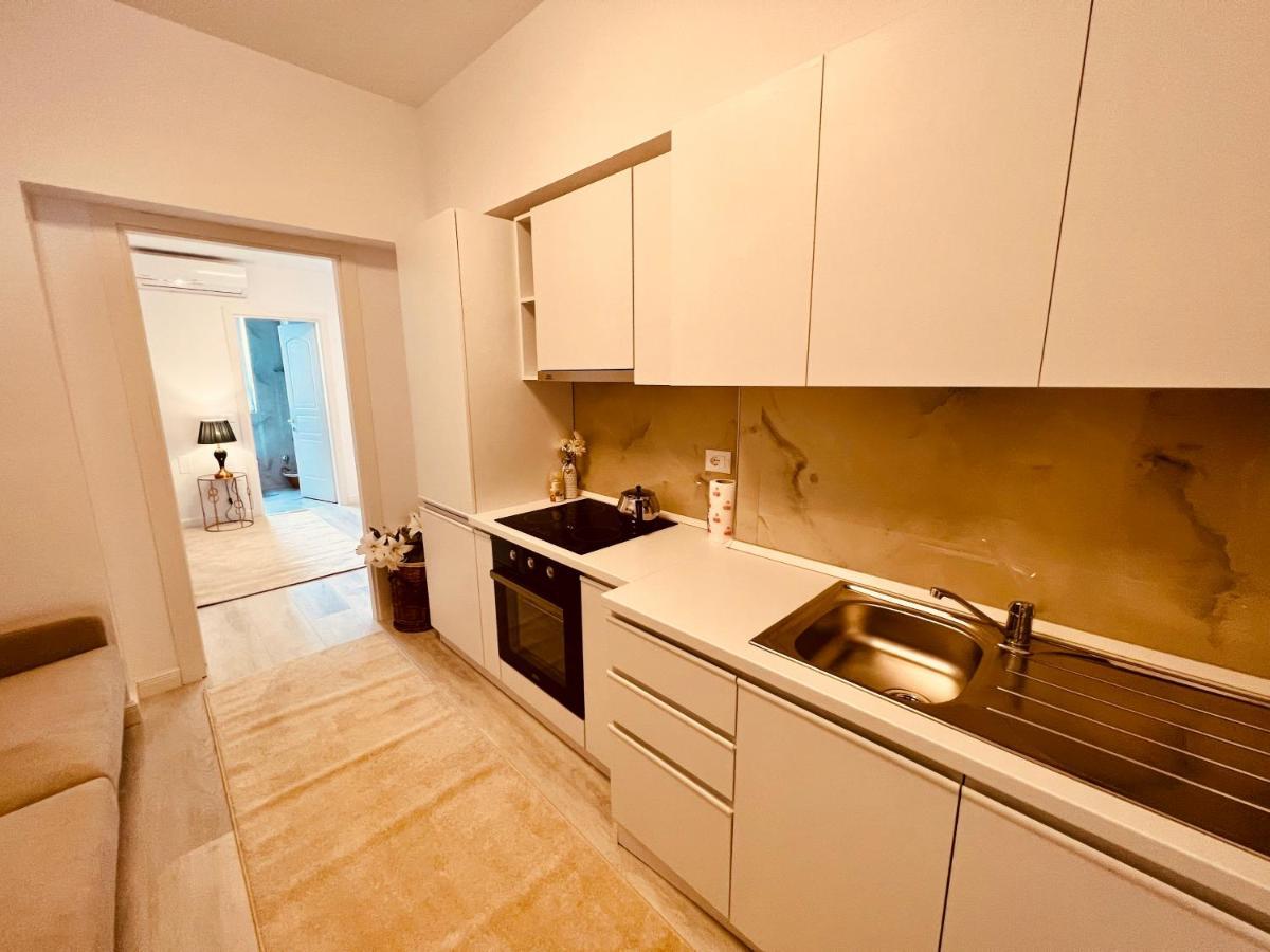 Leo'S Apartments Tirana Garden View Agim Kadrimi Zewnętrze zdjęcie